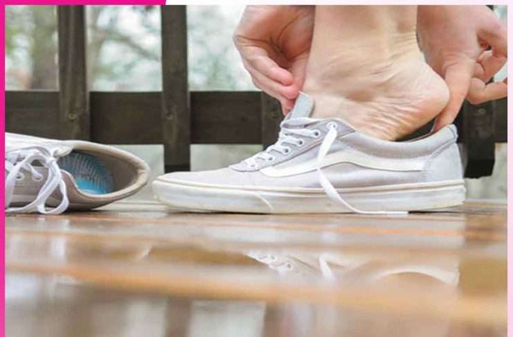 Foot Care: ਬਿਨਾਂ ਜ਼ੁਰਾਬਾਂ ਦੇ ਬੂਟ ਪਹਿਨਣ ਤੋਂ ਬਚੋ Foot Care