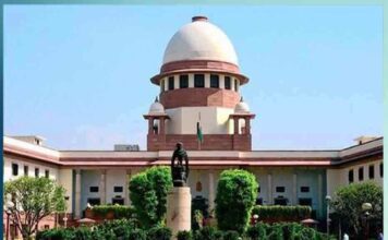 ਸੁਪਰੀਮ ਕੋਰਟ ’ਚ ਪਹਿਲੀ ਵਾਰ ਇਕੱਠਿਆਂ 9 ਜੱਜਾਂ ਨੇ ਚੁੱਕੀ ਸਹੁੰ 9 judges took oath together for the first time in the supreme court