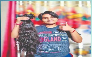 muskan insaan donated his two and a half feet long hair