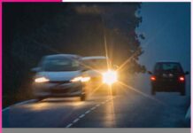 Night Light Driving: ਰਾਤ ਨੂੰ ਤੇਜ਼ ਲਾਈਟ ’ਚ ਡਰਾਈਵਿੰਗ ਕਰਨਾ ਵੀ ਹੈ ਖ਼ਤਰਨਾਕ Night Light Driving