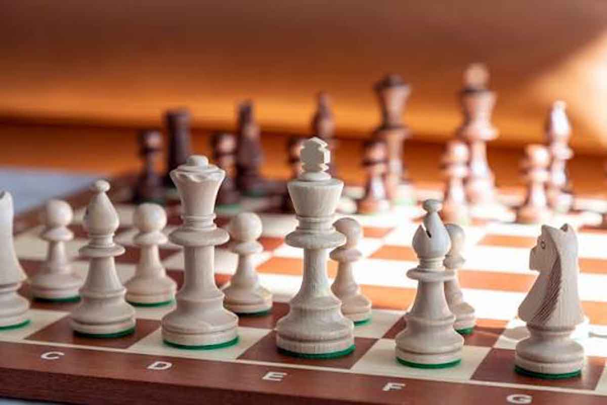 Play chess: ਖੇਡੋ ਸ਼ਤਰੰਜ ਦਿਮਾਗ ਨਹੀਂ ਹੋਵੇਗਾ ਬਜ਼ੁਰਗ 1 chess